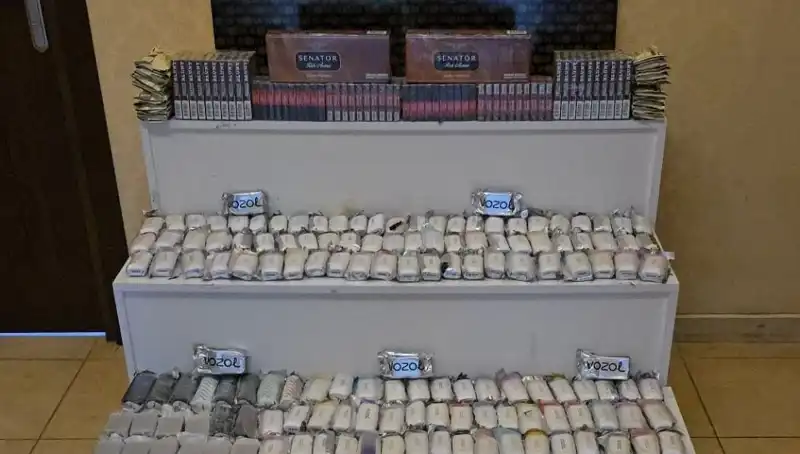 Gümrük Kaçağı Sigara Operasyonu: Dev Miktarda Kaçak Sigara Ele Geçirildi