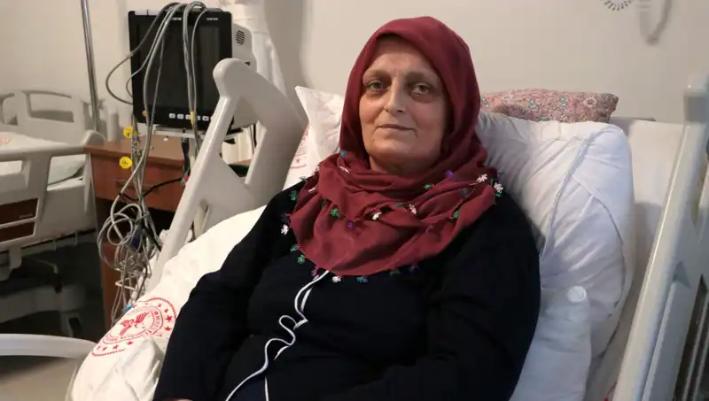 Meme Kanserini Yenip Aort Kapağı Ameliyatı Olan Kadının Hayata Dönüş Hikayesi