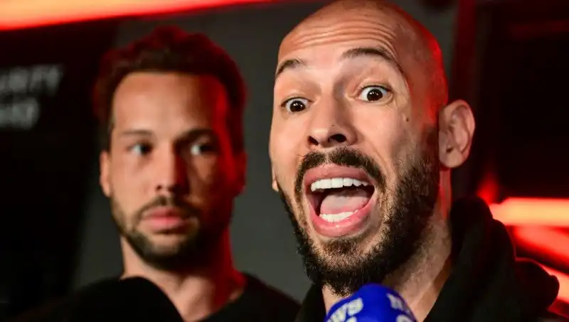 Cinsel İstismar Suçlusu Influencer, Romanya’ya Dönüş Yaptı!
