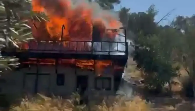 Bodrum'da Çıkan Yangın, Ekipleri Harekete Geçirdi: Yangınla Mücadele Devam Ediyor