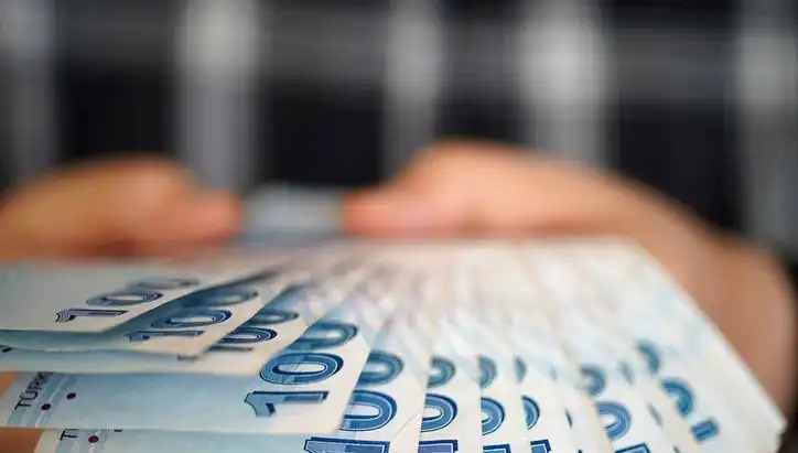 Emekli Promosyon Kampanyaları 2025: Kamu ve Özel Bankaların Sunmuş Olduğu Fırsatlar