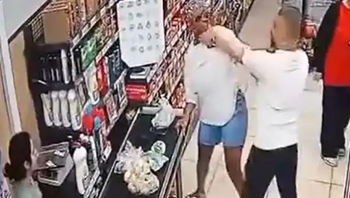 Markette Kasada Skandal: Annenin Çocuğunun Gözleri Önünde Yaşanan Saldırı