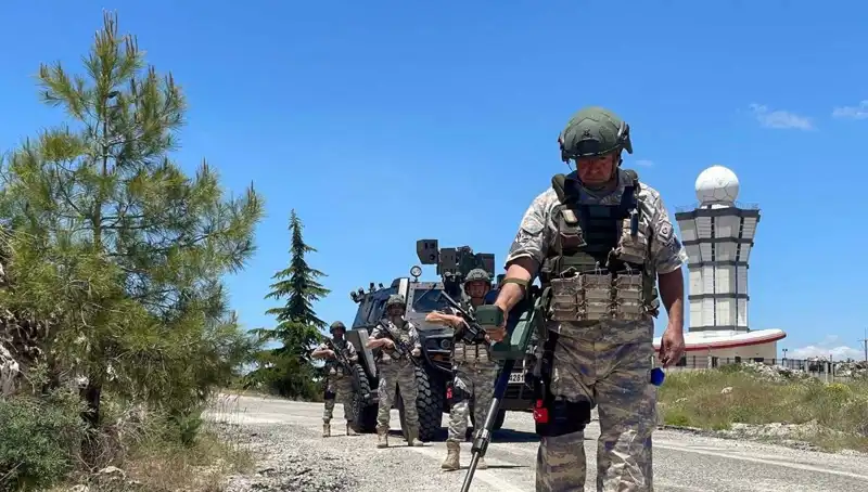 Mehmetçik, Bayramda Vatan Savunmasında Görev Başında!