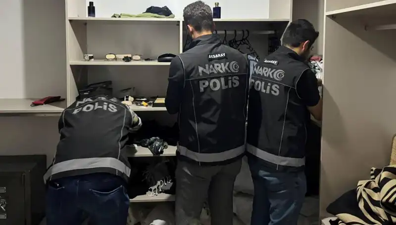 Uyuşturucu Operasyonu: F Serisi Dolarlar Ele Geçirildi