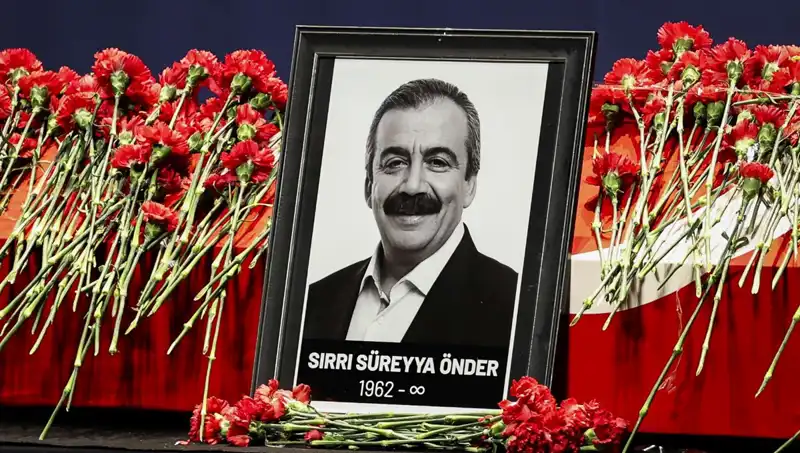 Meclis'te Sırrı Süreyya Önder Anması: Kalabalık Bir Katılımla Gerçekleşti