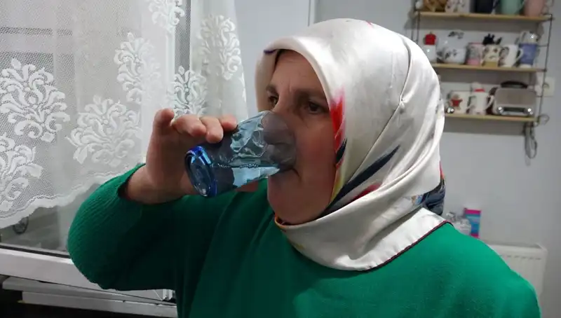 30 Yıldır Nisan Yağmurunu Şifa İçin İçiyor: Geleneğin Hikayesi