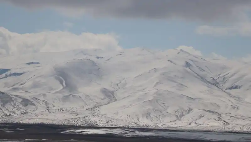 Soğuk Hava ve Kar Yağışı: 4 İlde Hayatı Durduran Etkiler