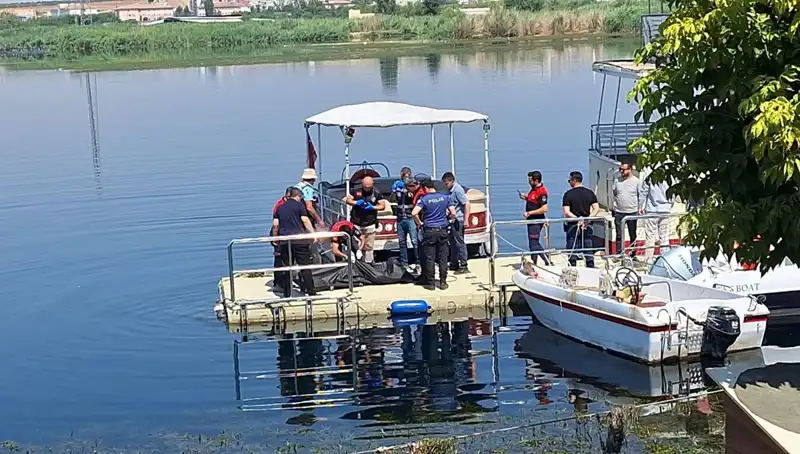Fırat Nehri'nde Gizemli Bir Ceset Bulundu: Olayın Perdesi Aralanıyor
