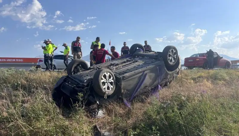 Nişan Töreninden Dönüşte Feci Kaza: Bir Aile Yıkıldı