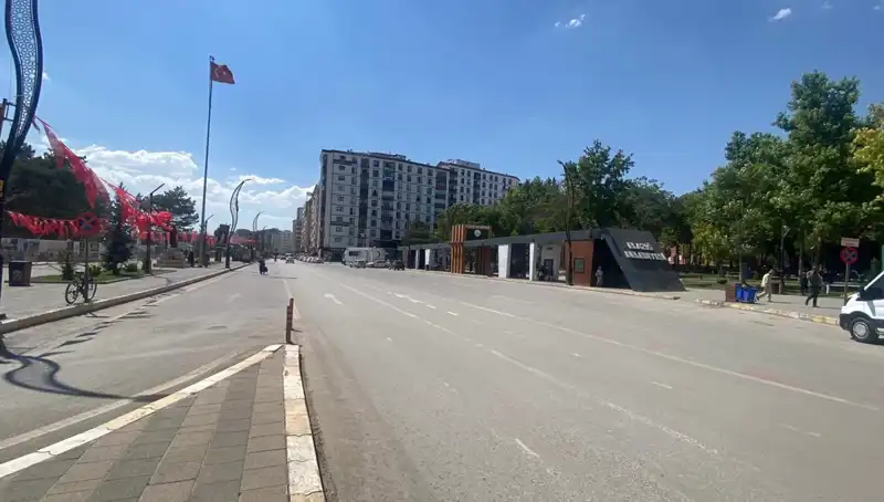 Elazığ Sokaklarında Eşine Az Rastlanan Huzur Havası
