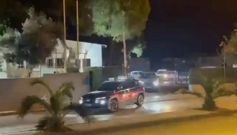 İzmir’de Gece Yarısı Yüzlerce Polisle Dev Hükümlü Operasyonu