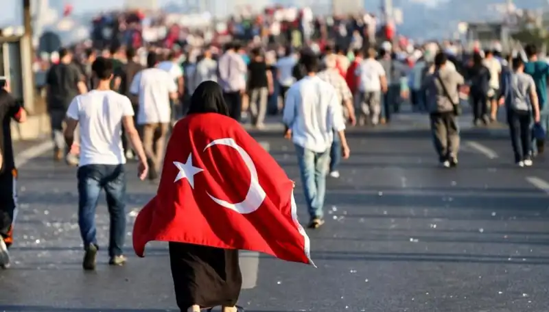 15 Temmuz Darbe Girişimine Kabineden Güçlü Tepkiler Geldi