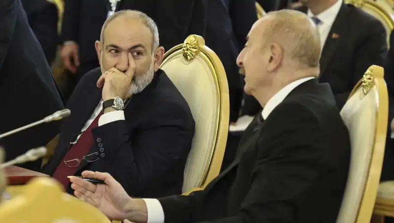 Trump'ın Kafkasya Barış Görüşmelerinde Tarihi Rolü ve Sonuçları