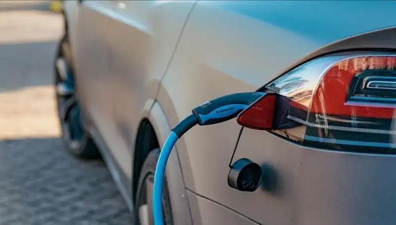 Elektrikli Araç Sahibi Olma İsteği Neden Düşüş Gözlemleniyor?