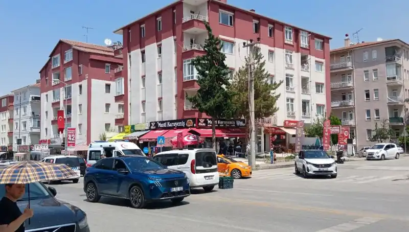 Taksi ile Otomobil Çarpıştı: Kaza Sonrası Yaşananlar ve Detaylar