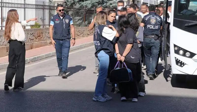 Türkiye'de 12 Milyonluk Escort Dolandırıcılığı Skandalı: 6 İlde Operasyon