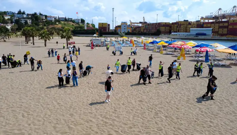 Plajlarımızda Yazın Keyfini Artıran Büyük Temizlik Hareketi